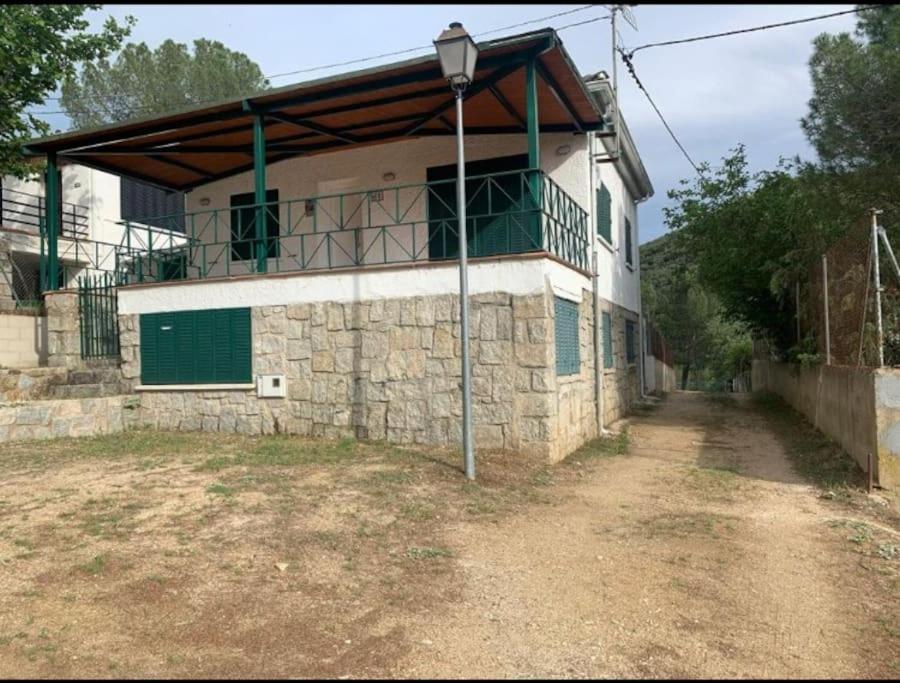 La Casa Del Lago Navas del Rey Екстериор снимка